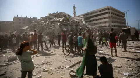 Escalated Military Assault Continues in Gaza City