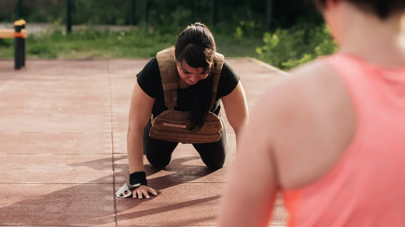 Resistance Vest Training Can Improve Workout Results, But Fat Reduction Effects Remain Debatable
